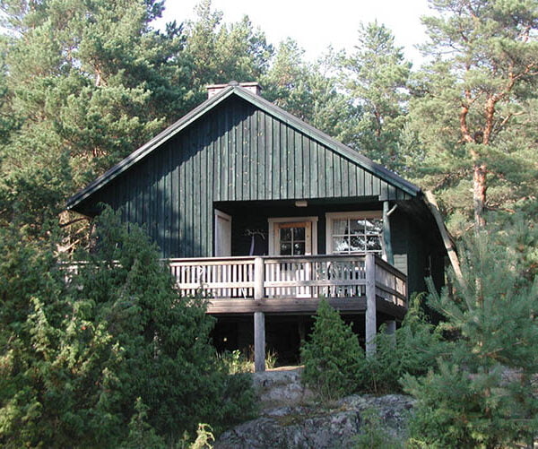 Yksi mökki Pedars stugorista Korppoossa.